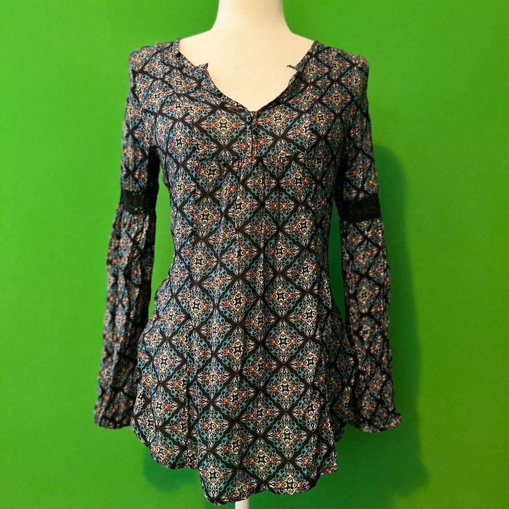 Arizona Jean Company (Size S) Women’s Long Sleeve Blouse